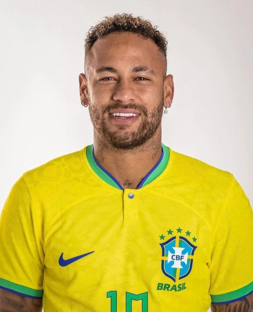 Record-breaking transfer: Neymar signs with Madrid club for €150 million