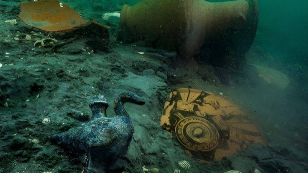 Remarkable Discovery: Ancient Greek Vessel Filled with Priceless Artifacts