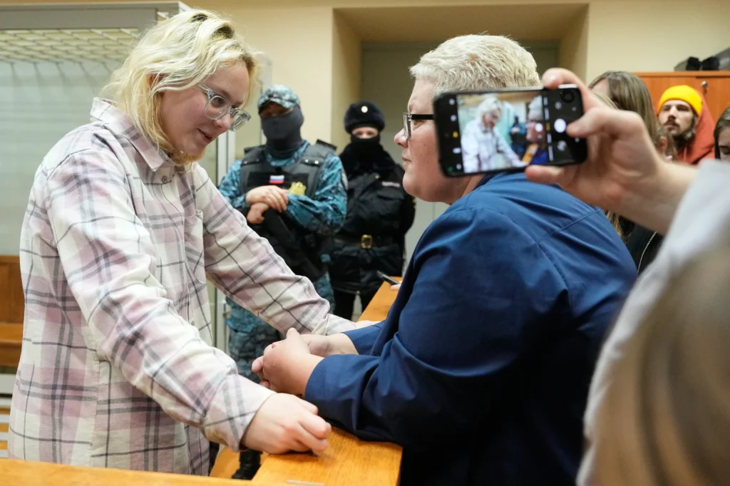 Russian court extends jailing of teenage singer over street performance of anti-war songs