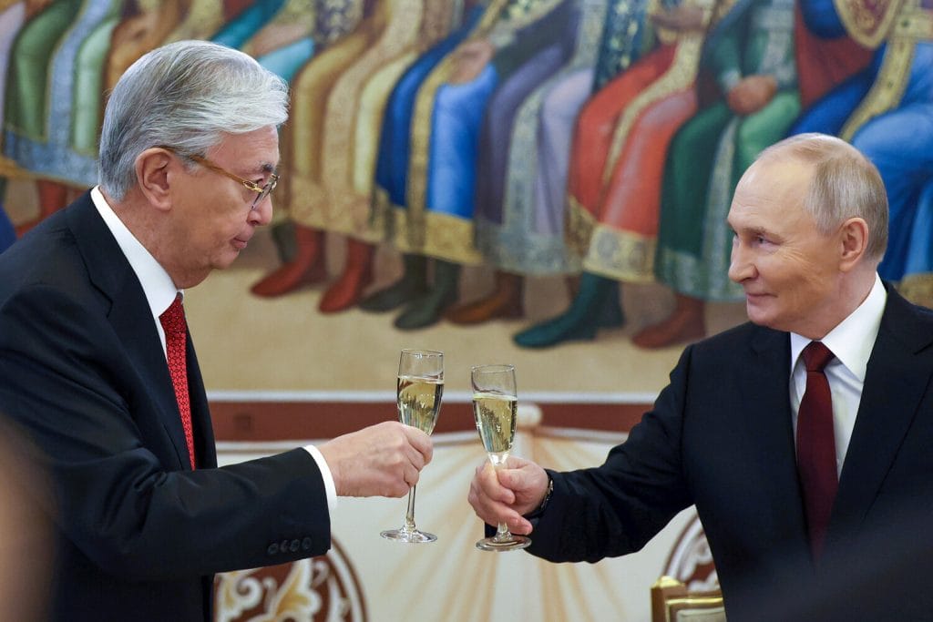 Russia and Kazakhstan sign Strategic Partnership Declaration