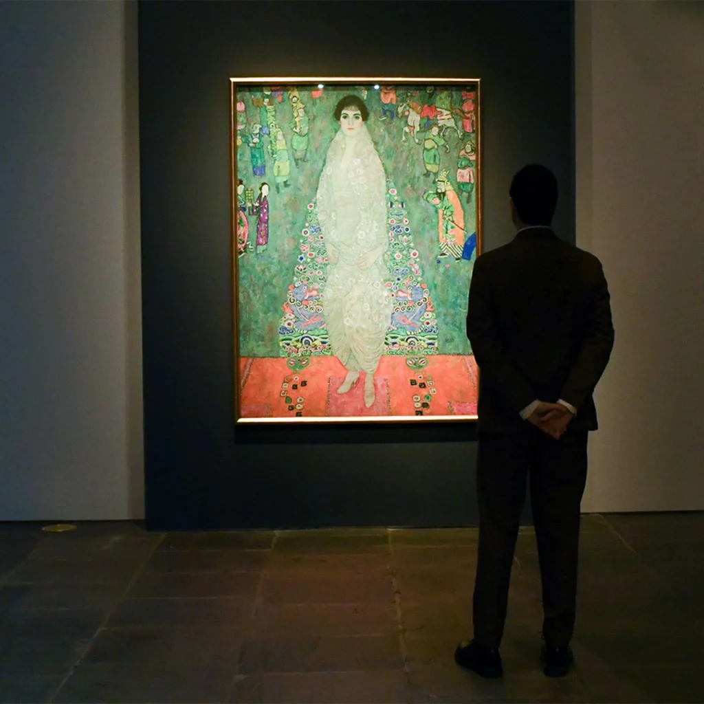 Портрет, переживший войны и тайны: почему загадочная работа Климта «Элизабет Ледерер» продана за 236 миллионов долларов