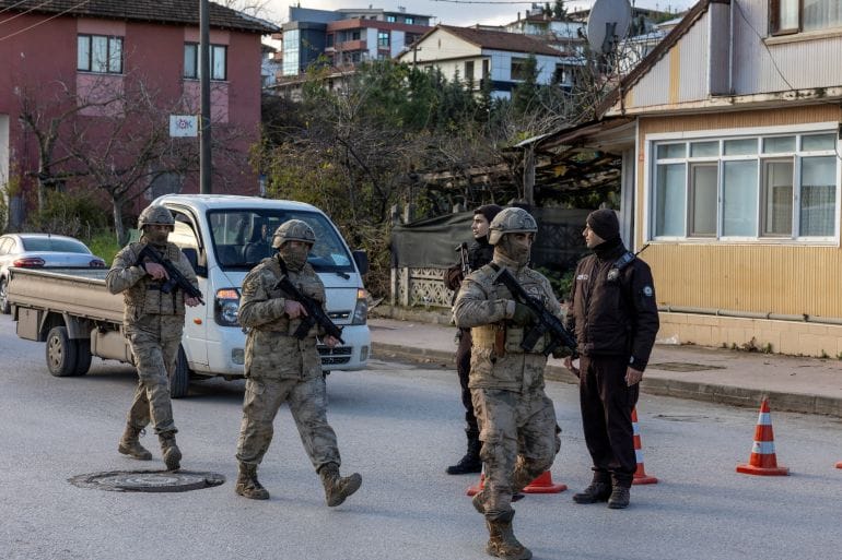 Turkey Arrests 125 ISIL Suspects in Nationwide Raids