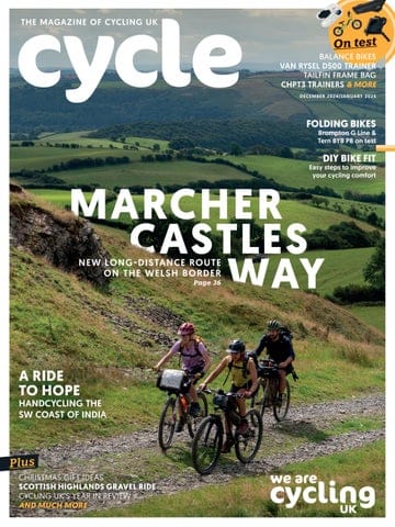 Bicycle Successfully Tows Massive Trailer Weighing 15,000 Kilograms