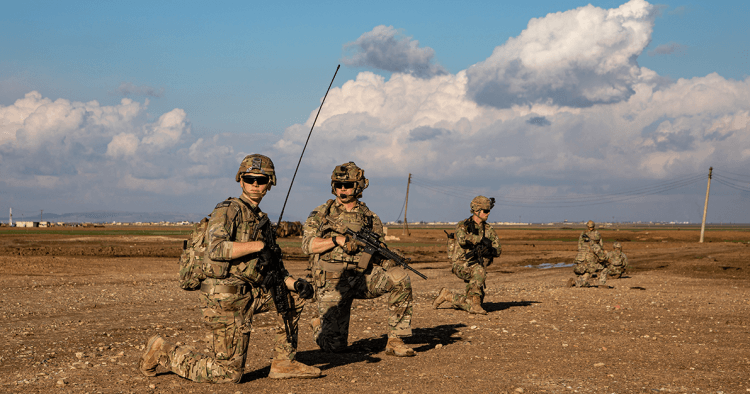 Сирийское правительство и курды продолжают бескомпромиссные переговоры о военной интеграции