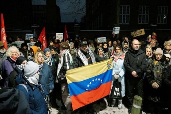 International Protests Erupt Over US Actions in Venezuela