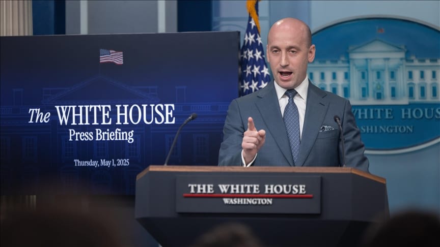 Trump's Advisor Claims No One Would Fight the US for Greenland