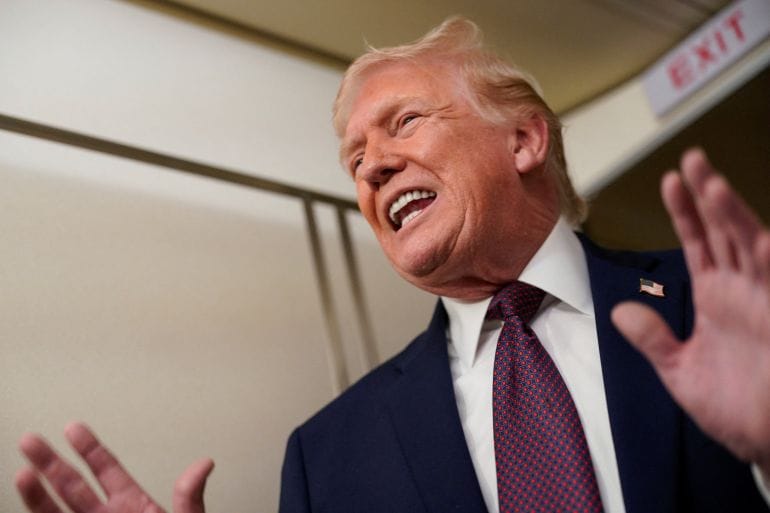 Trump Cancels Meetings with Iran and Urges Protesters to Take Over Institutions