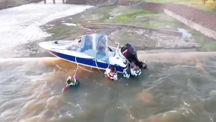 Four Men Rescued from Boat at South African Dam