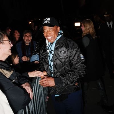 NYC Mayor Mamdani Declares No Crypto Holdings and Rejects Adams' Memecoin Investment