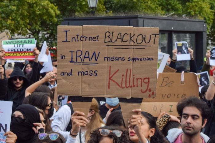 Iranian Protesters Face Risks Using Free Starlink Internet