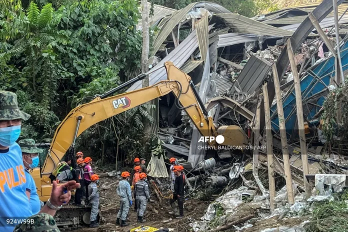 Death Toll Rises to Four in Philippines Landfill Collapse