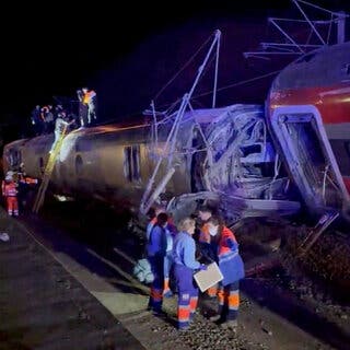 Spain’s High-Speed Network in the Shadows: Fatal Derailment Near Córdoba Raises Questions About Infrastructure and Oversight